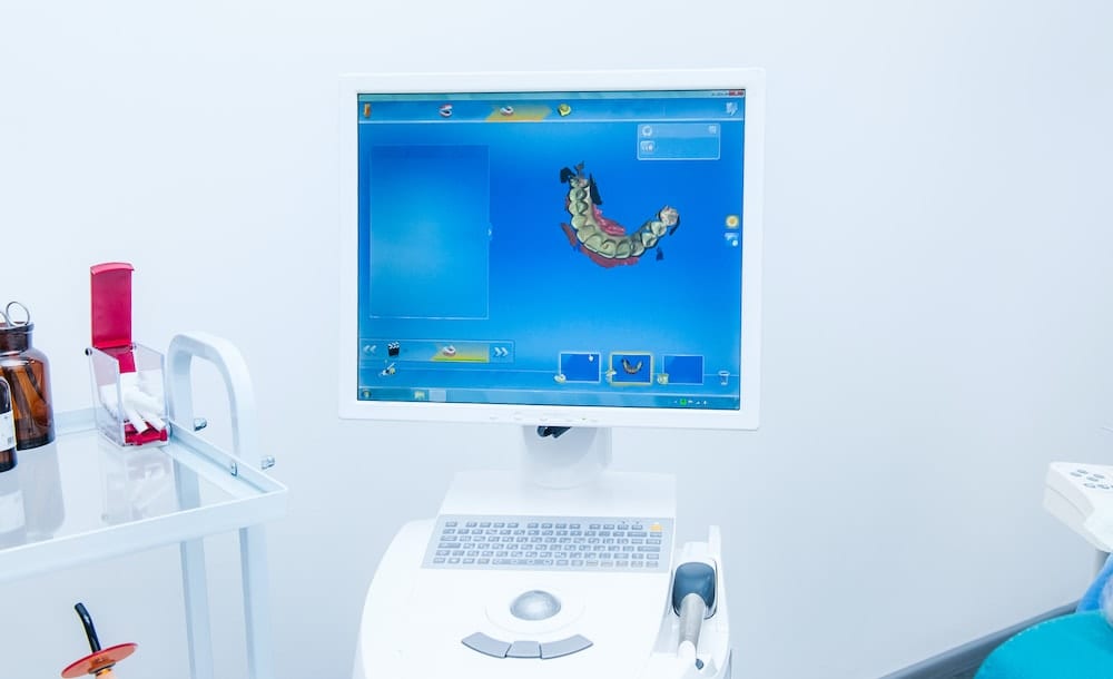 Dental restoration process using CAD CAM computer-aided imaging